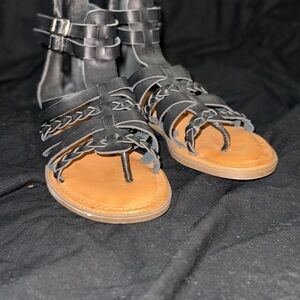 Woman’s Sugar Black Gladiator Sandals Braided Strappy Ankle Strap Flats
